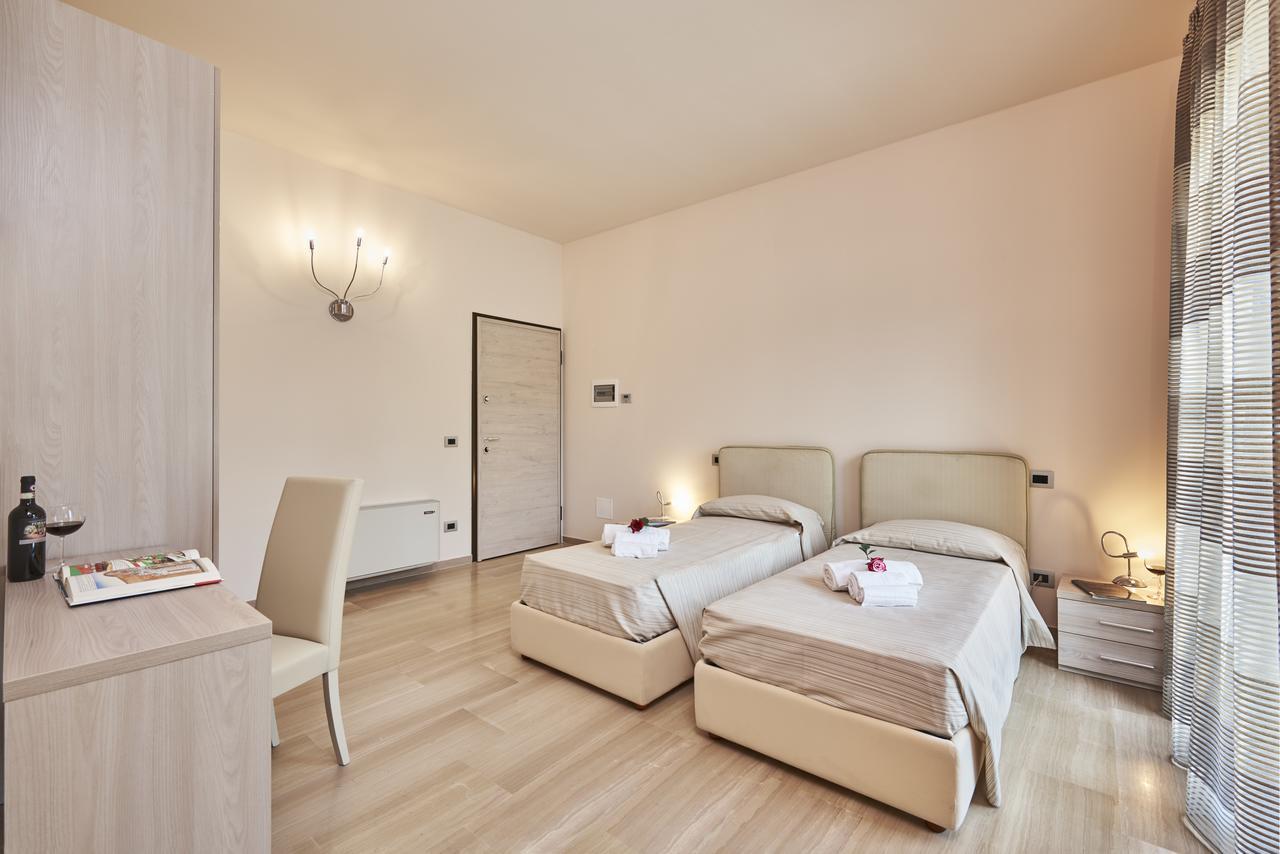 Bed and Breakfast Domus Il Palio Siena Exterior foto